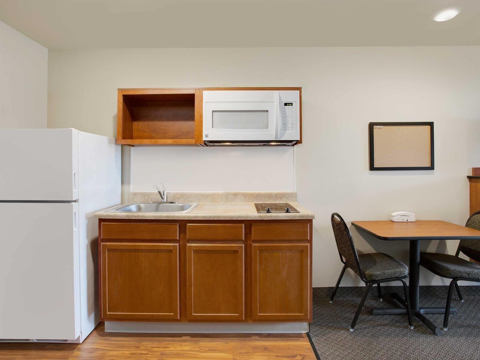 Woodspring Suites Frederick I-70 المظهر الخارجي الصورة